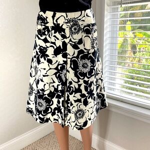MERONA skirt Sz 4 Lined